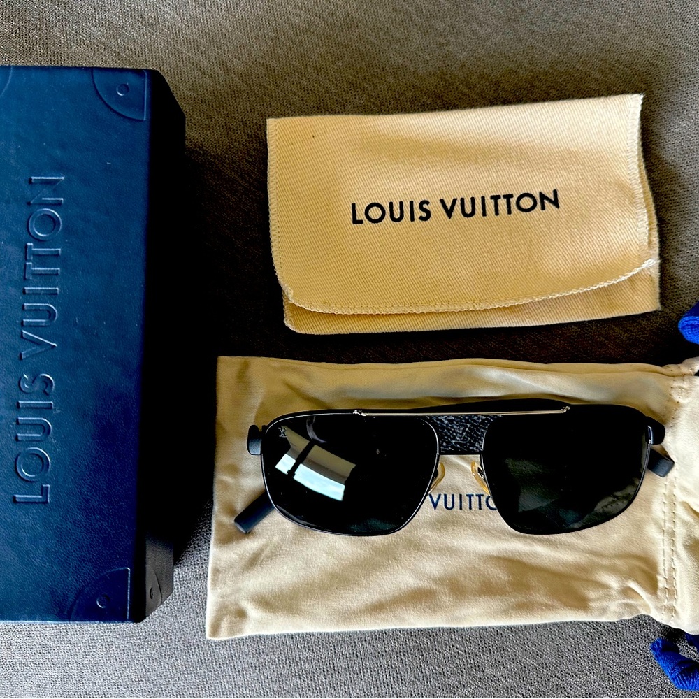 Louis Vuitton Men’s Sunglasses